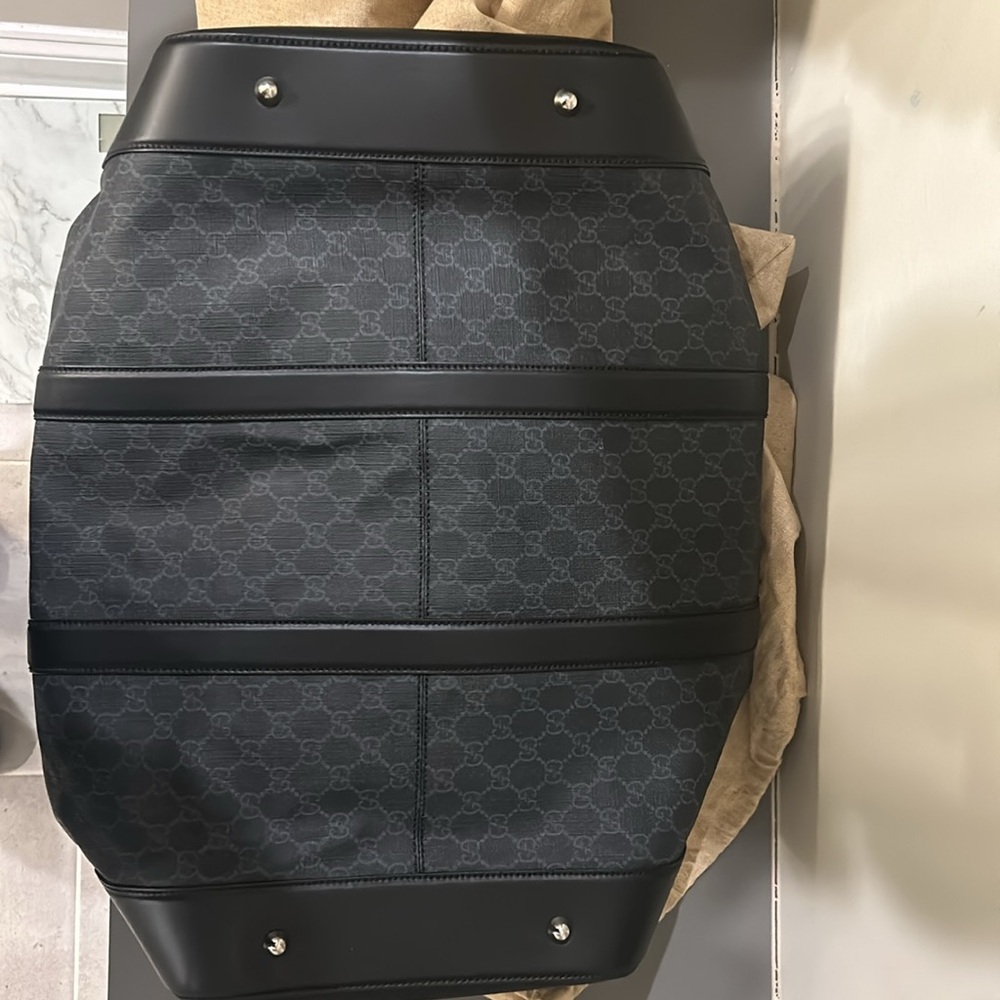 Gucci Black Duffel Bag - Picture 4 of 7